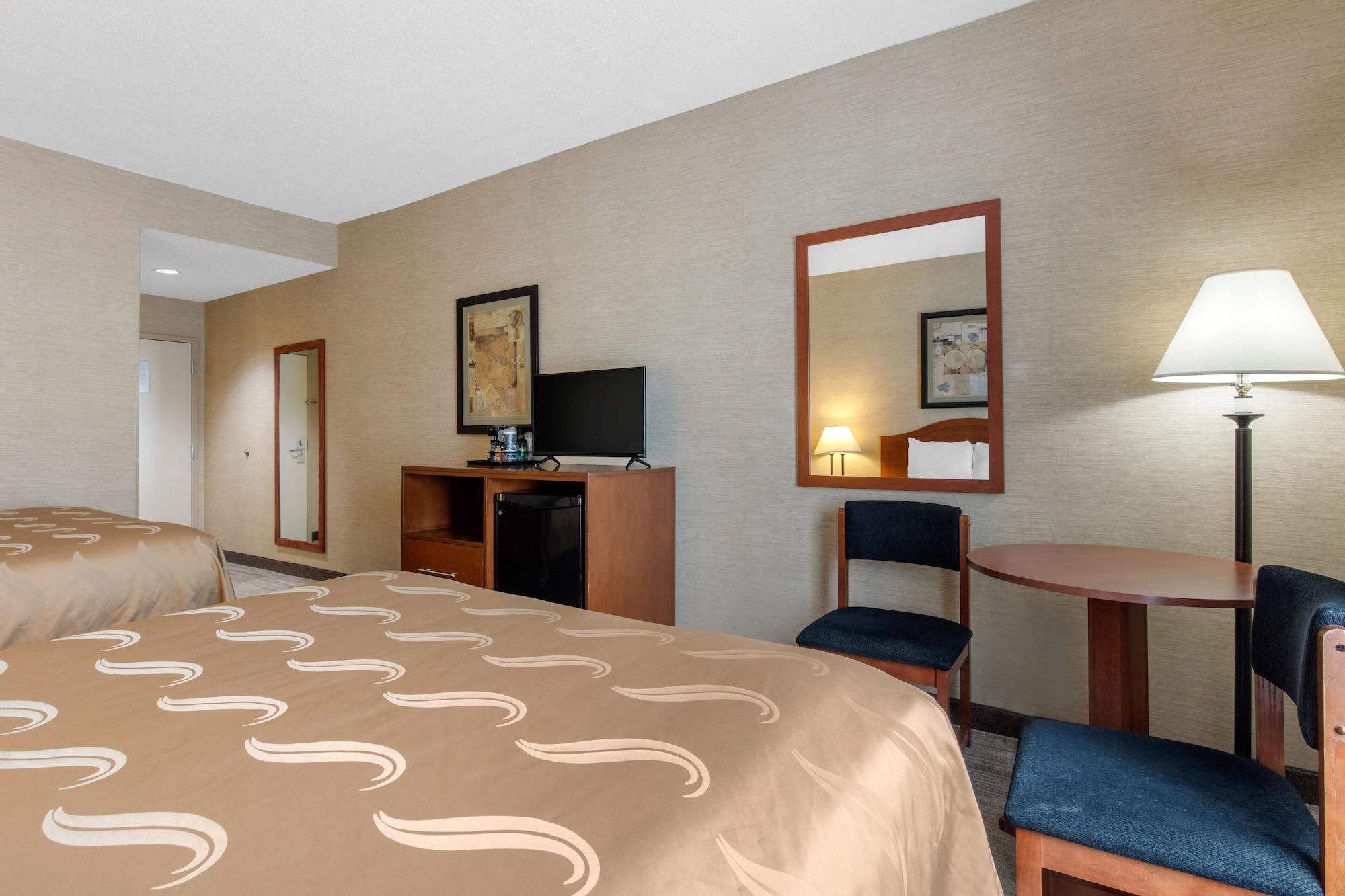 Quality Inn&Suites Benton - Draffenville Extérieur photo