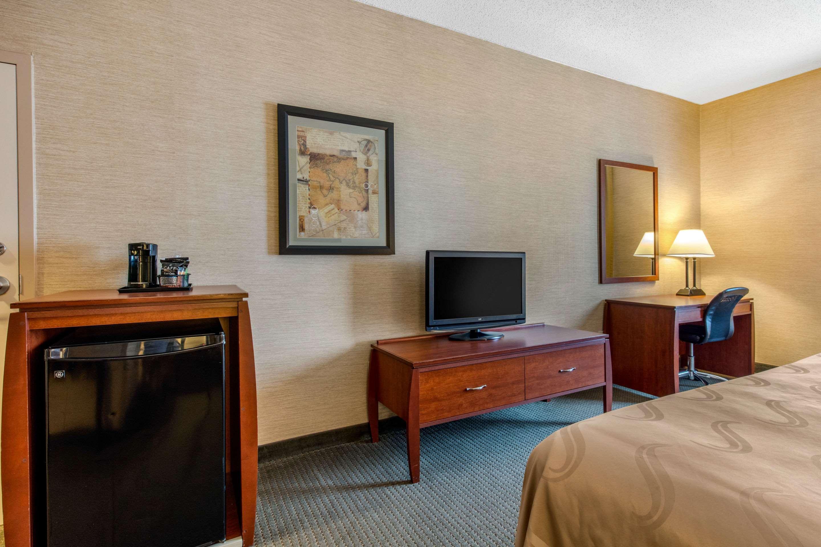 Quality Inn&Suites Benton - Draffenville Extérieur photo