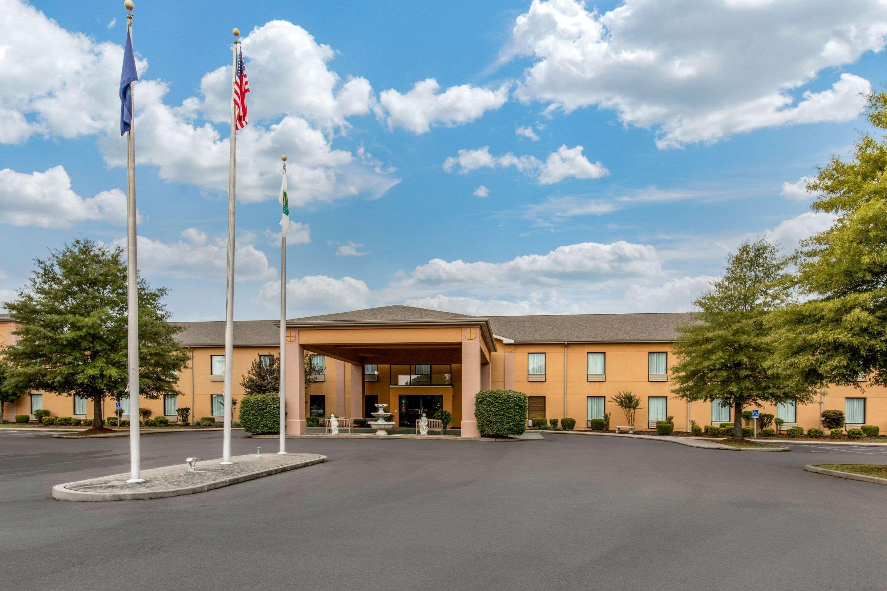 Quality Inn&Suites Benton - Draffenville Extérieur photo