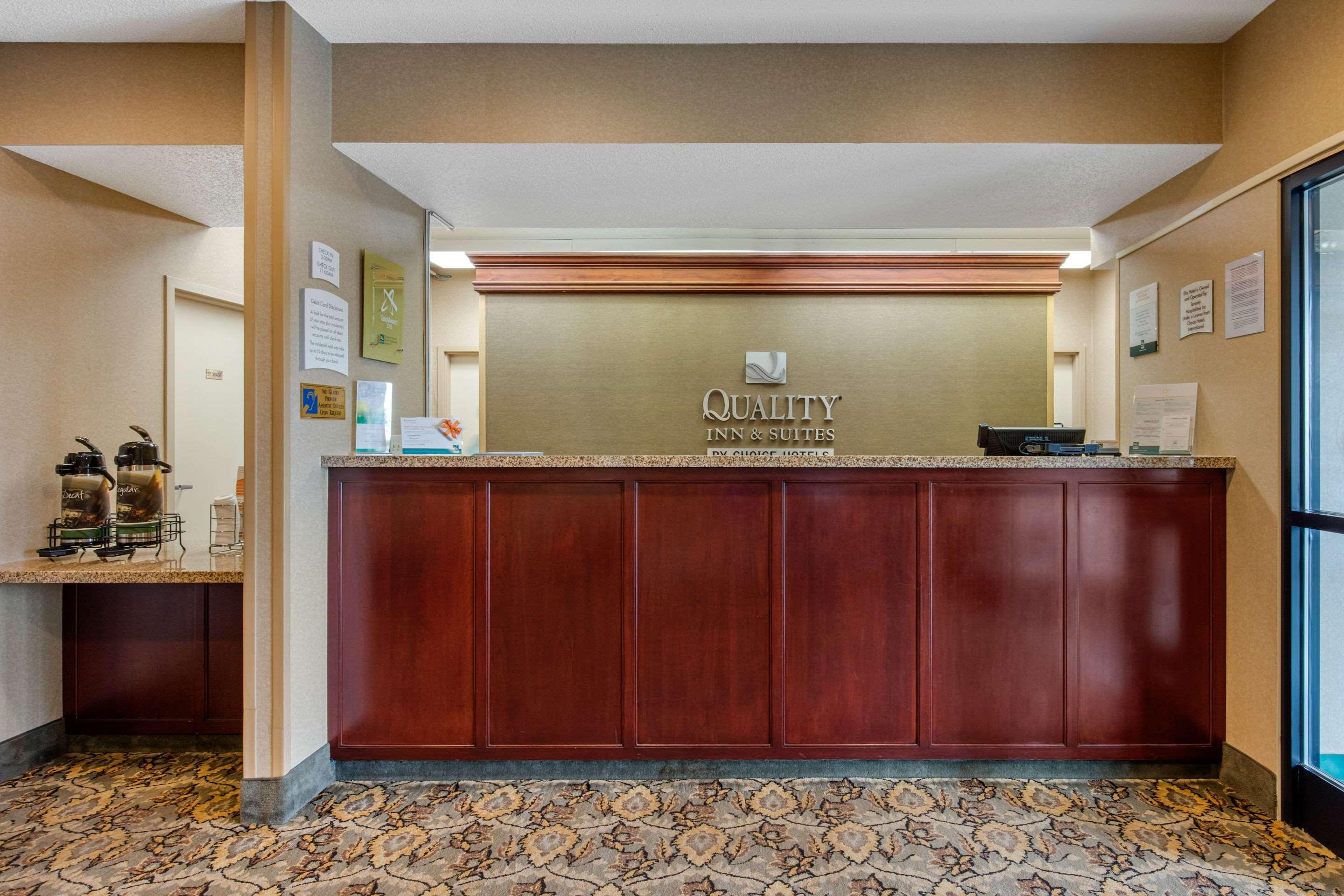 Quality Inn&Suites Benton - Draffenville Extérieur photo