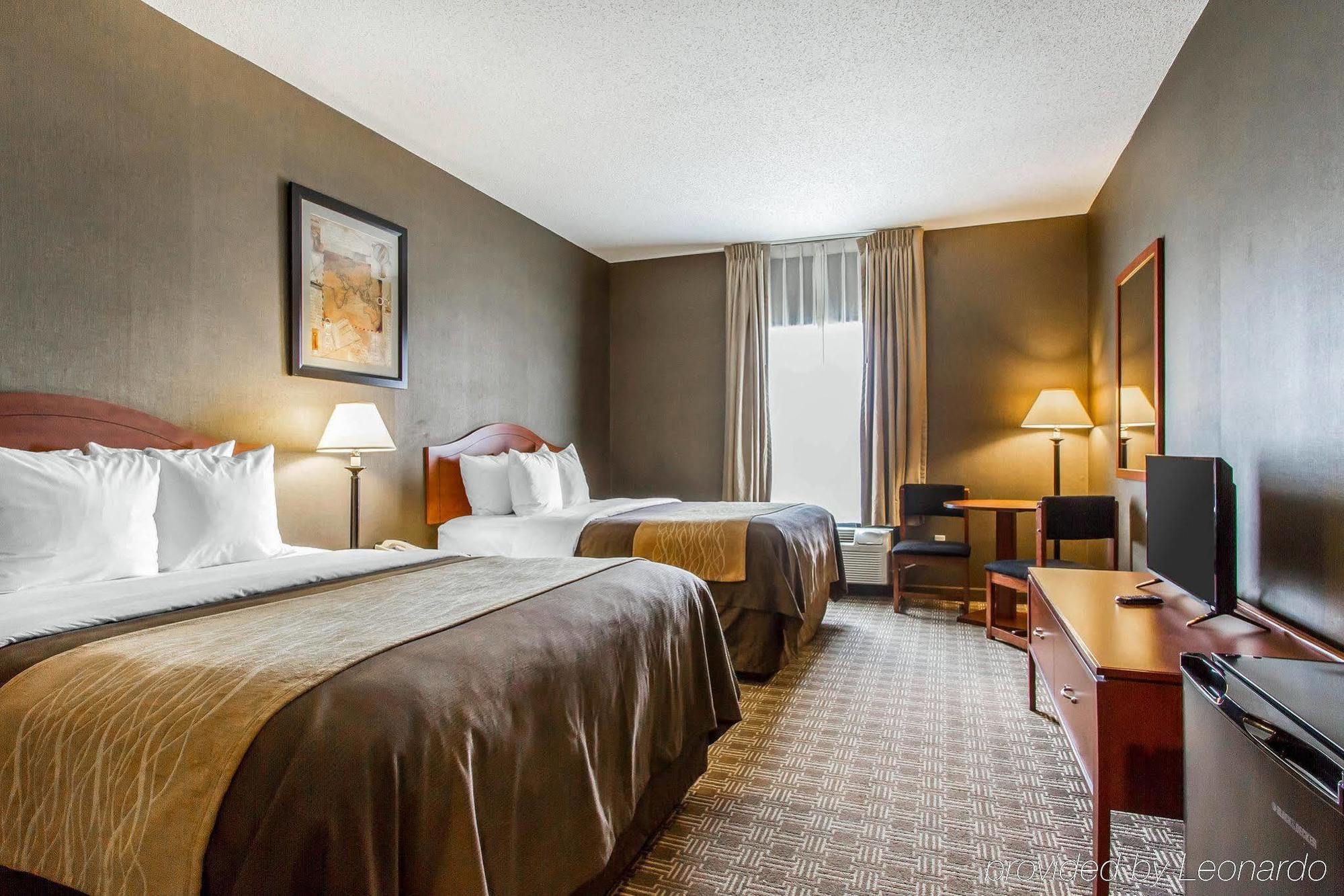 Quality Inn&Suites Benton - Draffenville Extérieur photo